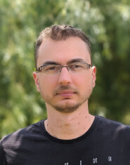 Lovas Viktor - Vezető fejlesztő, ügyfél kapcsolat Lovas Viktor - Vezető fejlesztő, ügyfél kapcsolat